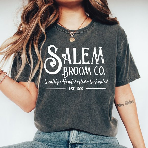 NEW Salem Broom Co Witch 1692 Halloween Comfort Colors Graphic Fall Tee Shirt - Picture 2 of 4